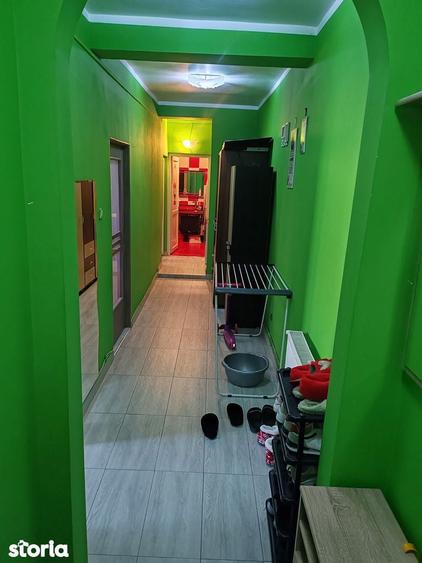 Vand ap 2 camere Decomandata 75 mp bloc de caramida - 2