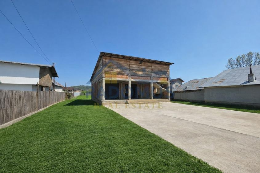 Casă individuală P+1 – proiect generos, poziție excelentă | Lipănești - 1