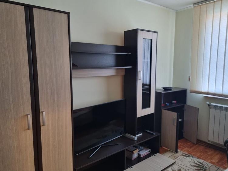 Vand apartament 2 camere precista str burebista - 1