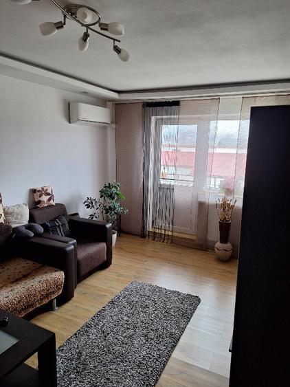 Vând apartament 3 camere complet mobilat și utilat  - 4