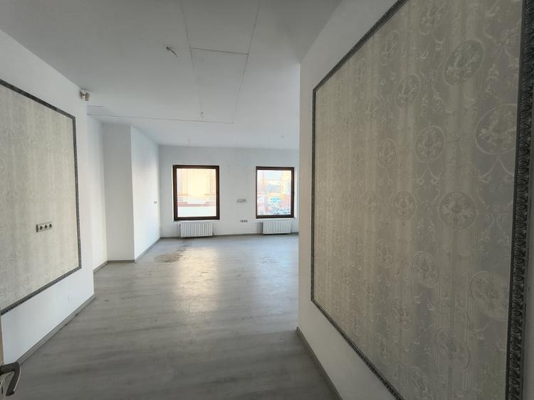 Ultracentral Promendata Stefan cel Mare-cladire interbelica diverse activitati - 7