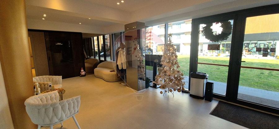 Spațiu comercial - 18mp de închiriat /cartierul Avantgarden - 13