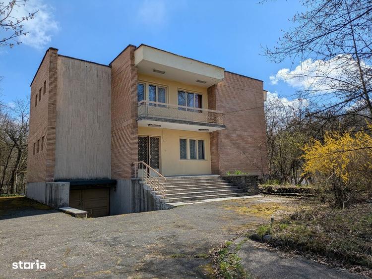 Vila de exceptie in inima Petrosaniului | Casa cu priveliste Parang - 2