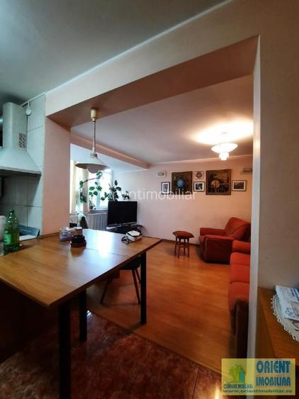 Tomis Nord, apartament 4 camere, etaj 2, gaze, mobilat Tomis Nord, apartament 4 camere, etaj 2, gaze, mobilat