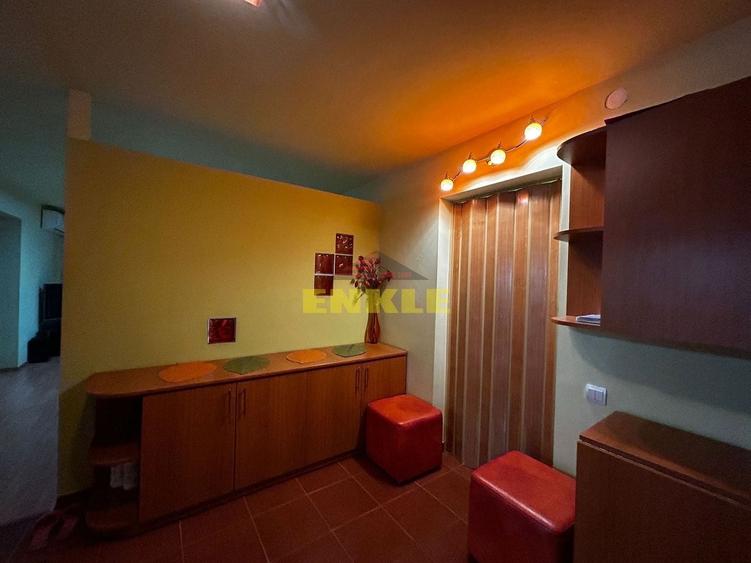 De inchiriat apartament cu 3 camere, zona Bulevard - 2