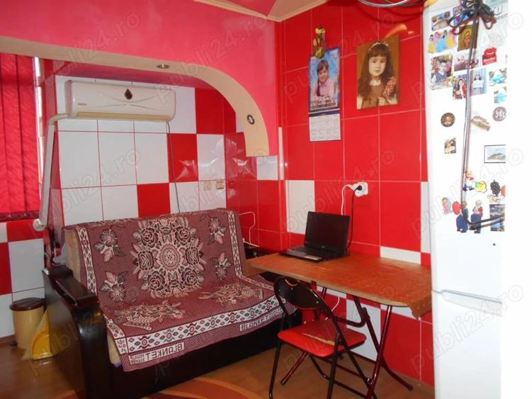 Inchiriere Apart. 1 camera, supr. utila de 36.mp. + balcon, mob. utilat Str. Rosiorilor - Scolilor. - 2