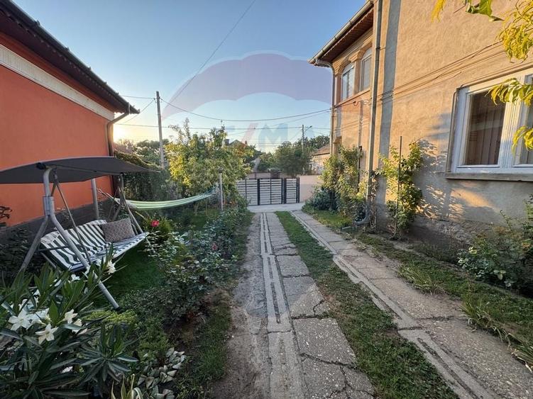 Casa / Vila cu 7 camere de vanzare in zona Central - 23