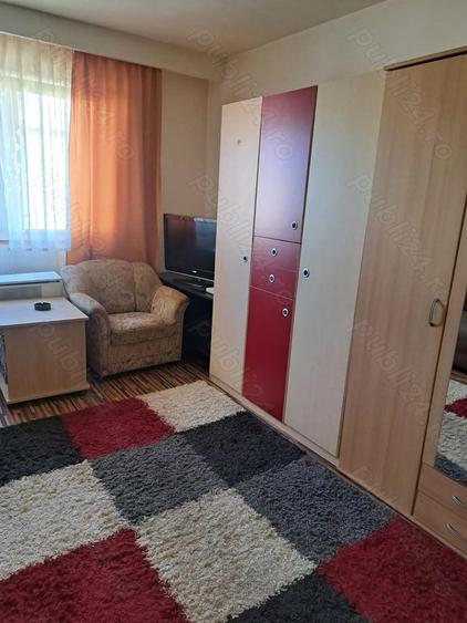 Garsoniera zona compa 250 eu - 4