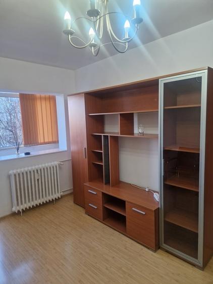 Piata Delfinului, Pantelimon, Bloc Mixt 1980 - 10