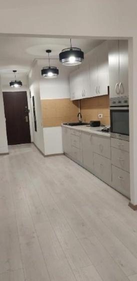 Inchiriez apartament 3 camere - 9