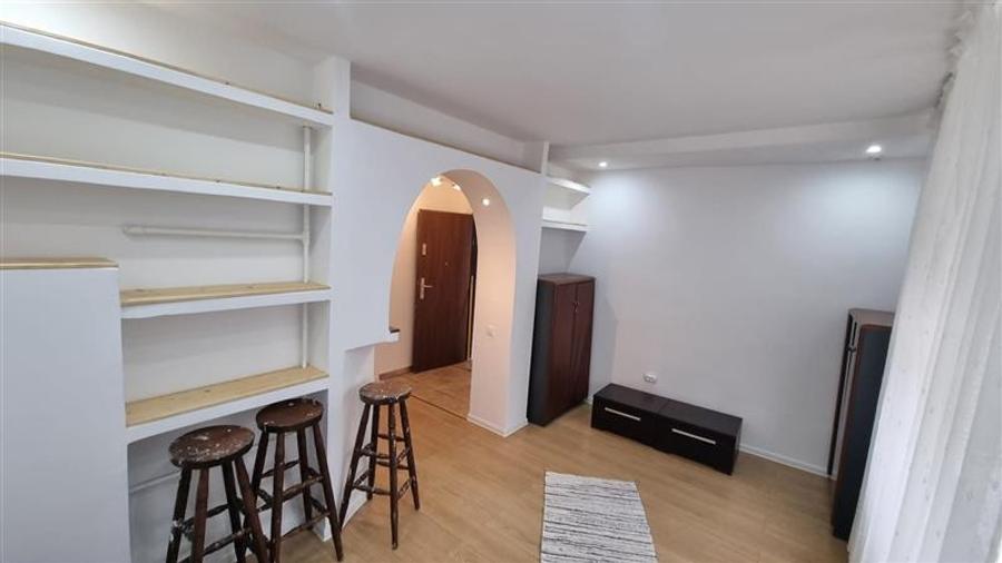 2 camere, Foisorul de Foc - 1