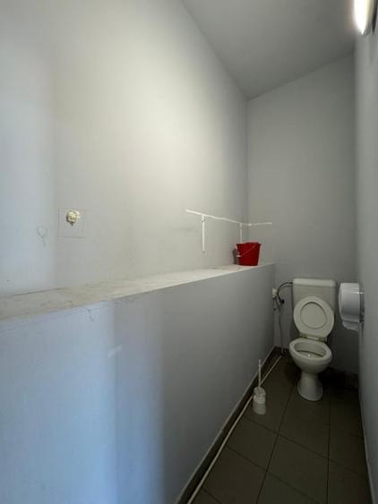 Spatiu comercial de inchiriat Parter – Ion Mihalache/1 Mai, colt, vitrina mare - 4