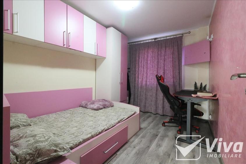 Apartament cu 3 camere semidecomandat în Alexandru cel Bun