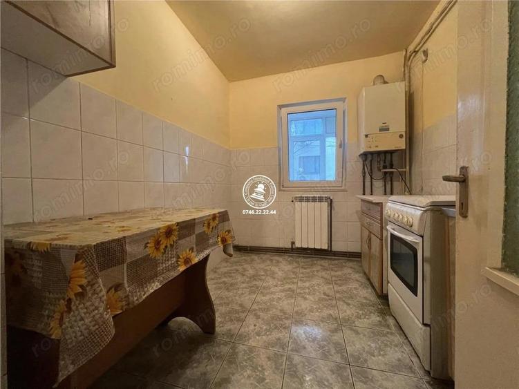 Apartament decomandat cu 2 camere in Nicolina 1, etajul 1 - 14