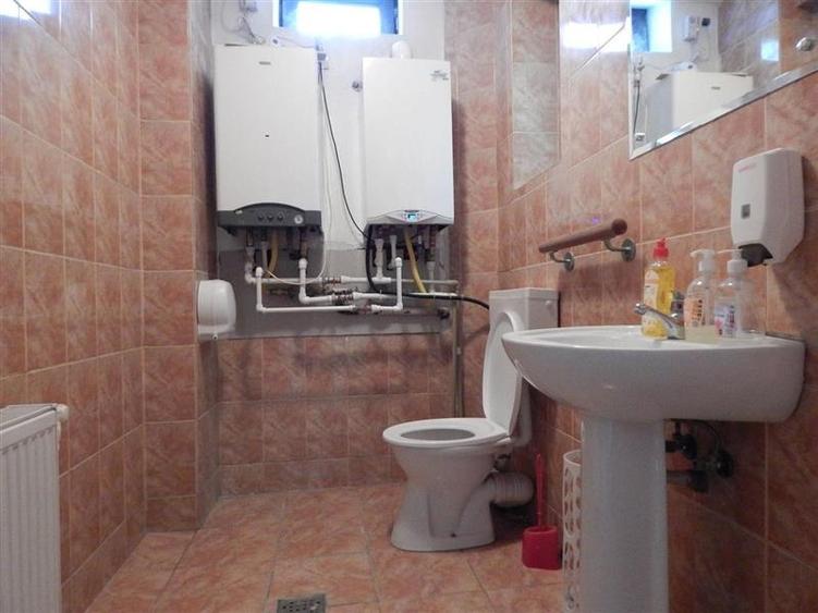 Vila de vanzare pretabila clinica medicala/birouri - 4