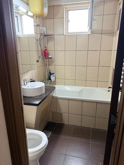 Apartament 2 camere decomandat - 1