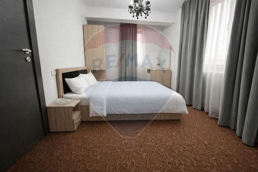 Casă / Vilă cu 6 camere de închiriat - 4