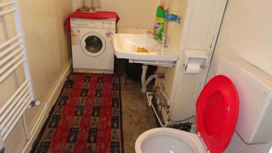 Inchiriez garsoniera in Deva, zona Bdl. Decebal (Ulpia), etaj 7, centrala termica, gresie, faianta, - 2