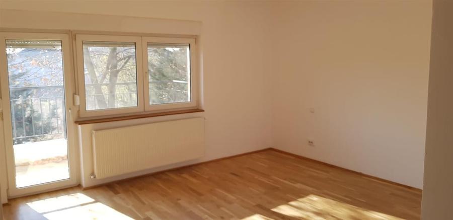 Vila duplex Jolie Ville - str Alexandru cel Bun / COMISION 0 - 23