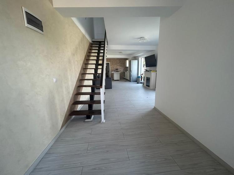 Casa P+1, teren 300 mp, 97 mp utili, Bariera Valcii - 2