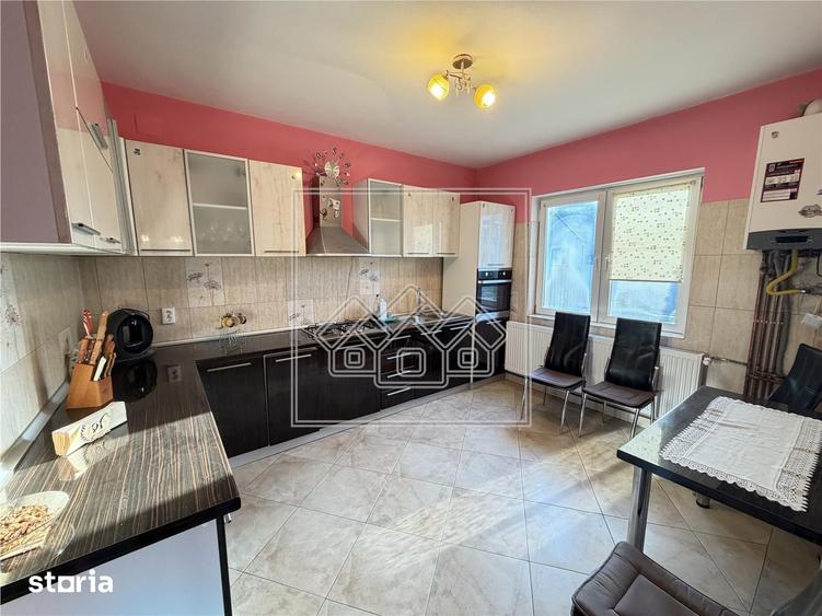 Casa de vanzare in Cartoara, teren mare, zona frumoas? - 7