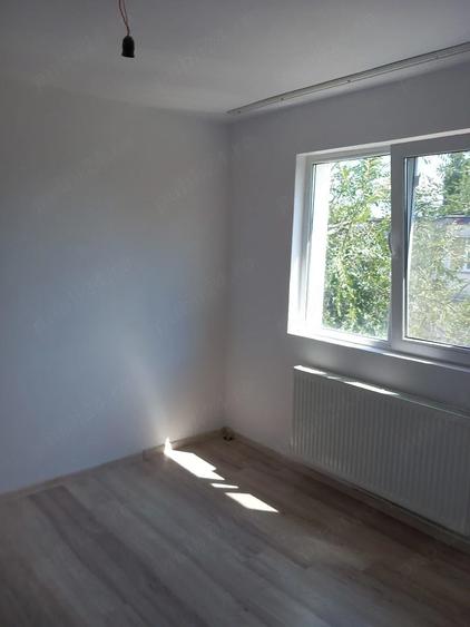 Vand apartament in Gala?i Micro 40 str Craiu Vasile Nr 9N5 sc1 ap17 et 4 - 5