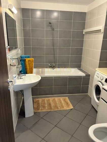 Uranus Plaz- Soarelui, centrala proprie, loc parcare privat. - 8