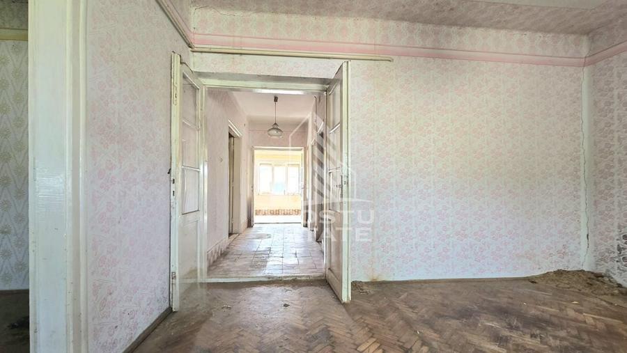 Casa cu 2 camere ,2337 mp in Battonya - 7