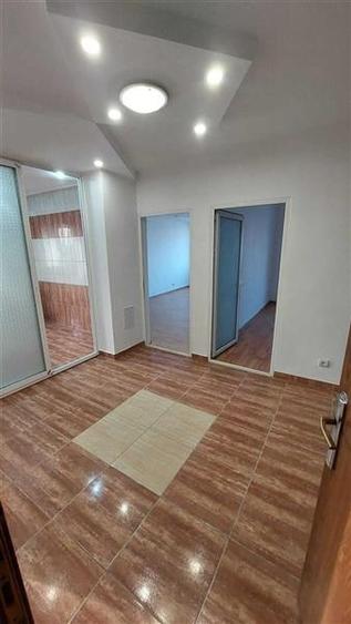 Vanzare Apartament 4 Camere Semidecomandat Sos. Berceni - 4