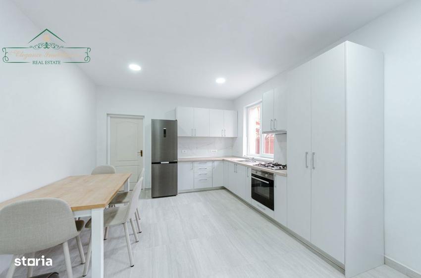 Apartament de inchiriat cu 2 camere la curte comuna, zona Centrala, Ar - 7