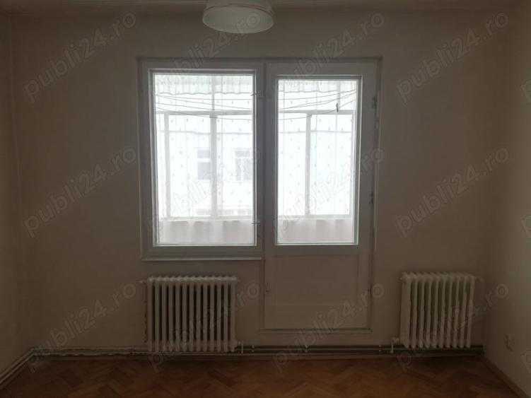 Vand apartament cu 3 camere - 9