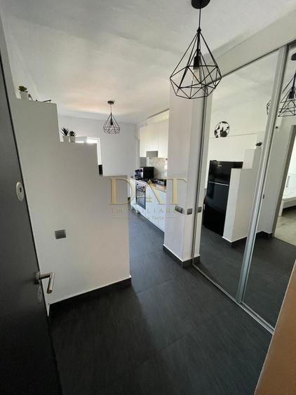 Garsonieră decomandată, mobilată în Mărăști