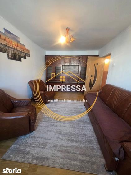 Se vinde apartament 4 camere, pozi?ie foarte buna 91.0000e etaj 2 - 4