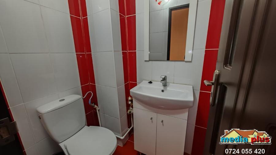 De vânzare – Apartament 3 camere, decomandat, Siderurgiștilor - 8