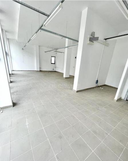 De spatiu comercial Cartierul Rogerius, Oradea - 2