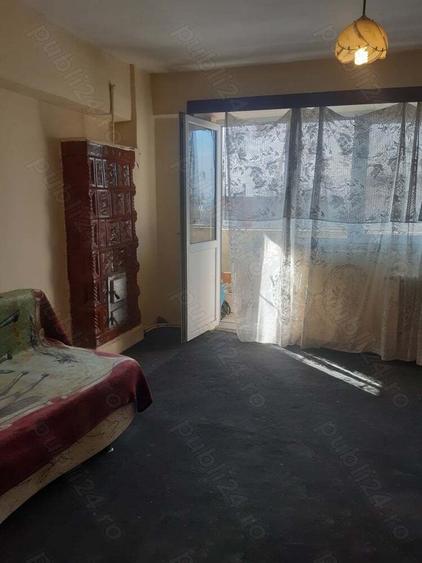 Ap. 2 camere, decomandat, NEAMENAJAT, 53m2, etaj 4 4, bloc CEC, Panciu - 2