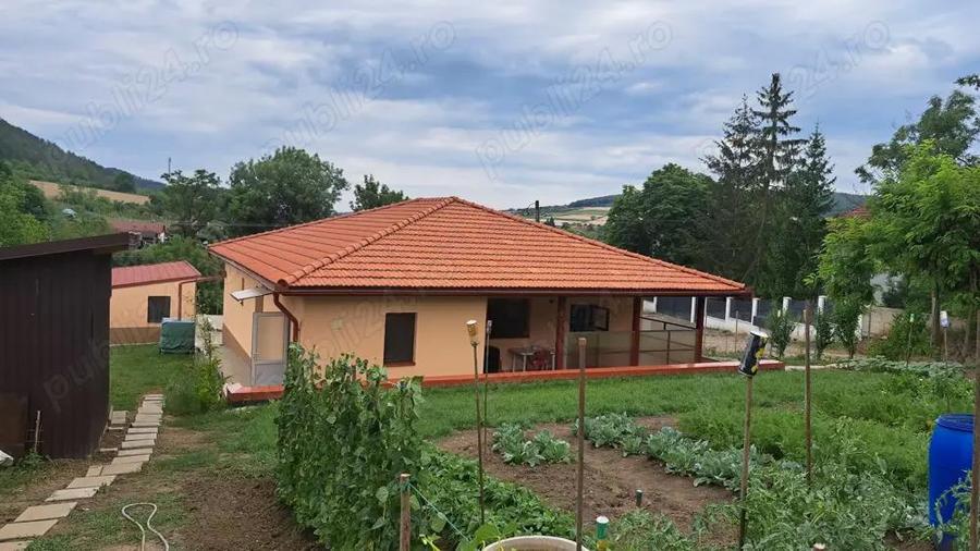 Vind casa Ceuasu de Cimpie 4 camera, living+bucatarie, bucataria mica,2 bai,2 garai,2 terasa 2 anexe - 7