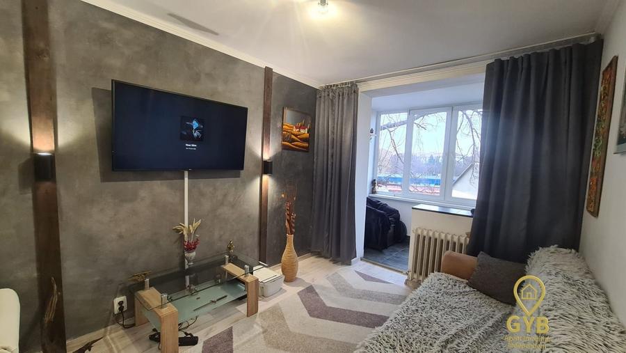 Apartament cu 2 camere,  renovat, etaj 2,  strada Iza - cu loc de parcare - 2