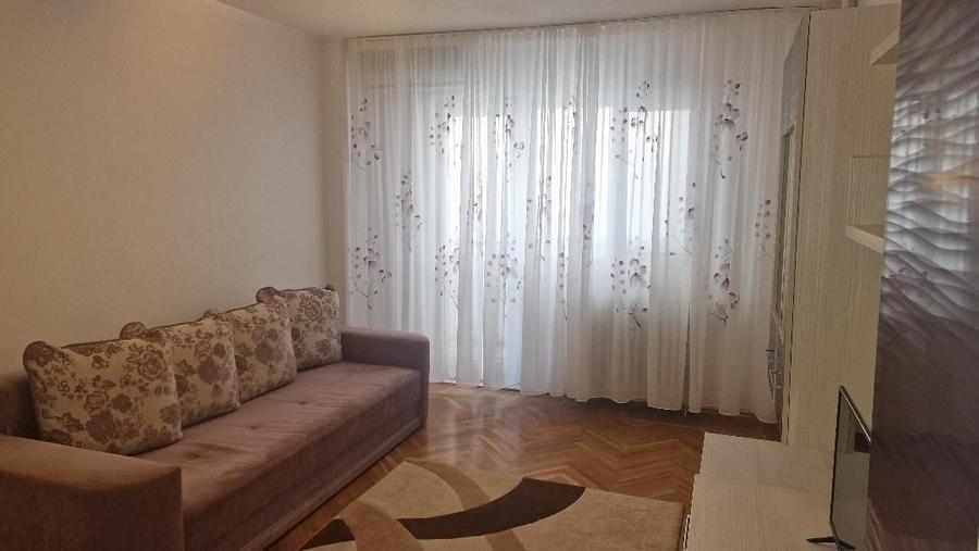 Mosilor, Eminescu, Pizza Hut, 8minute metrou - 10