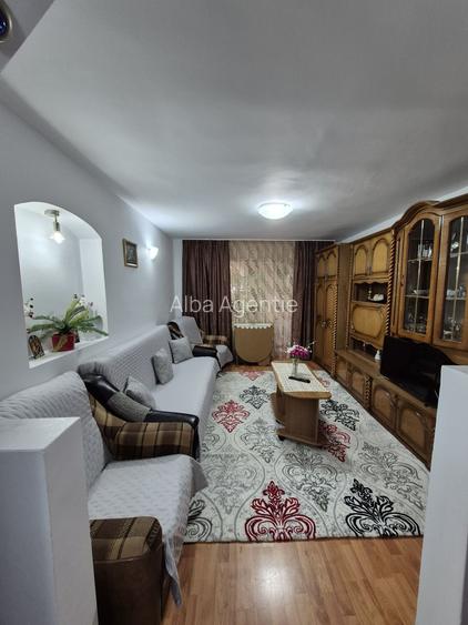 Apartament 2 camere , etaj 1 , zona  Cetate
