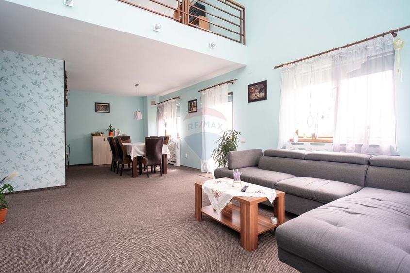 Casa/Vila eleganta 5 Camere, Teren 900mp - Hlincea, Iasi - 0% Comision - 5