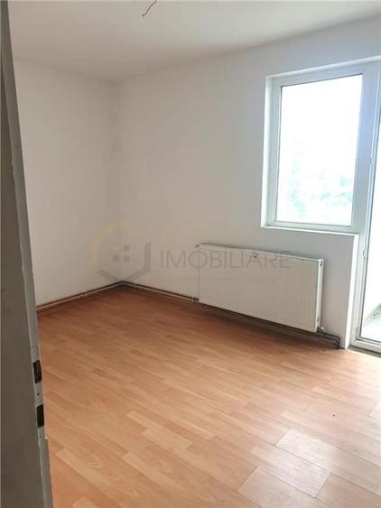 GIARMATA - 3 camere - 1 baie - 1 balcon - ETAJ 1 - BLOC IZOLAT - 13