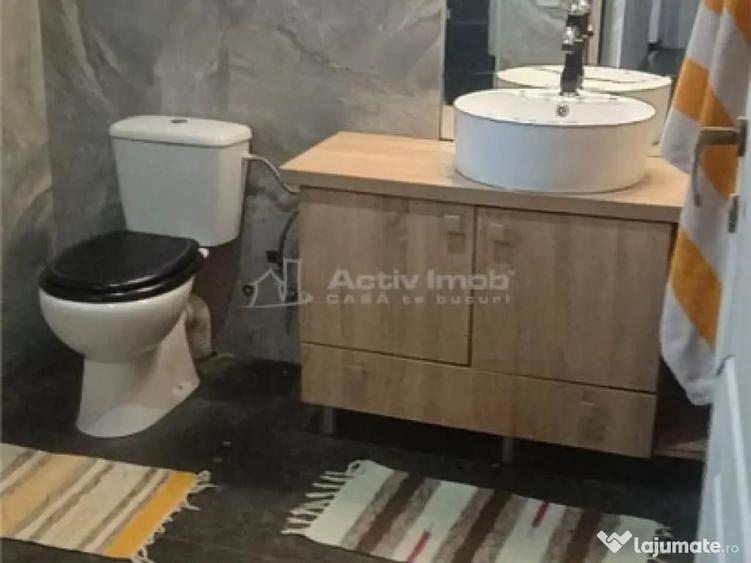 Casă cu 4 camere cu Teren 300 Mp în Central