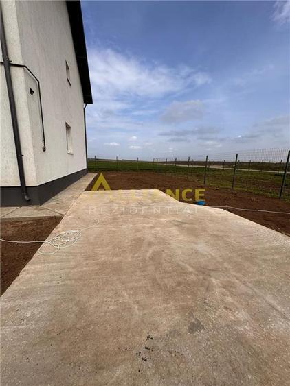 [AUTOSTRADA A0] Vila P+1 | 125 MPU + Teren 290 MP - 5