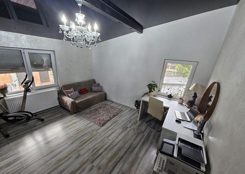 Casa renovata complet zona Mall - 8