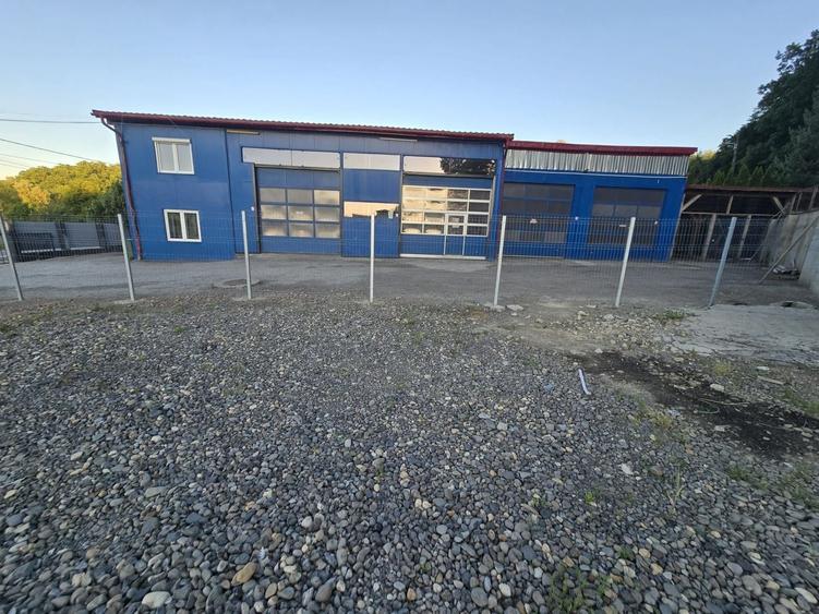 Spațiu comercial, de 360 mp, în Tudor