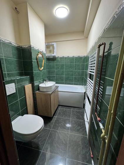 Apartament cu doua camere , zona Rogrius - 7