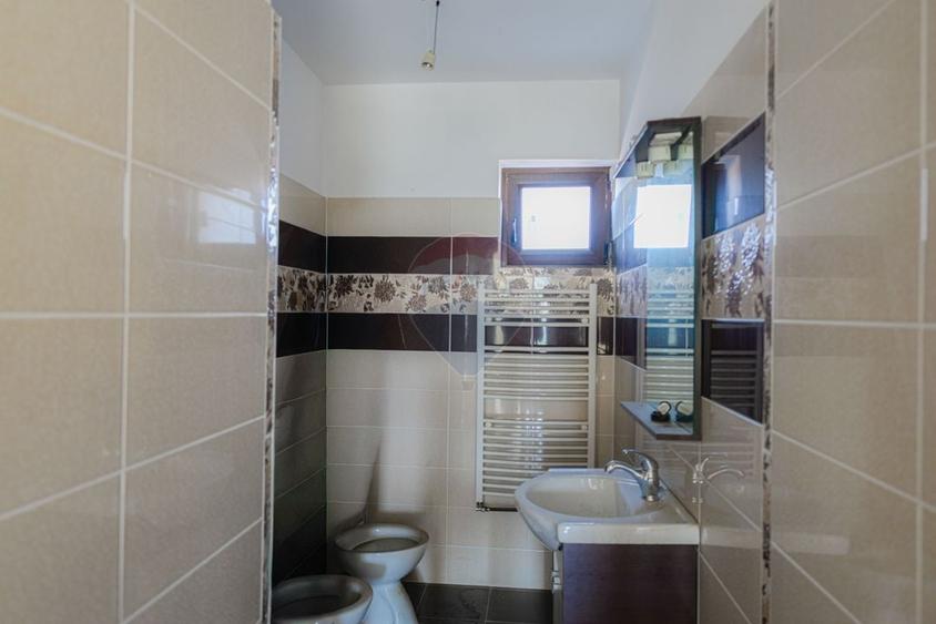 De vanzare casa + hala, teren 580mp, ideala business/service auto - 17