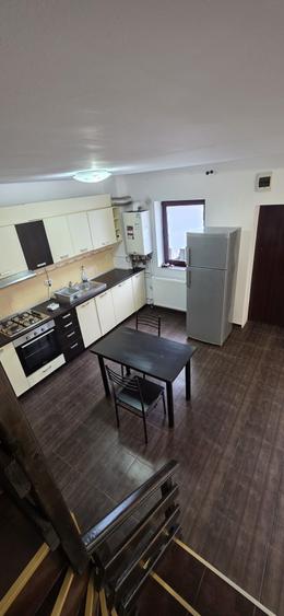 Casă cu 3 camere cu Teren 40 Mp în Exterior Vest