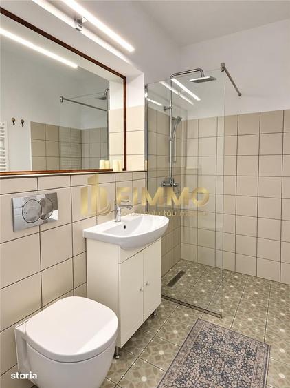 Apartament cu 2 camere decomandat în Roșu